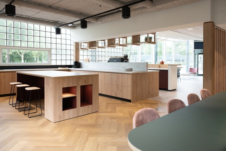 KantoorruimteaanOverschiestraat 65<br/> inAmsterdam