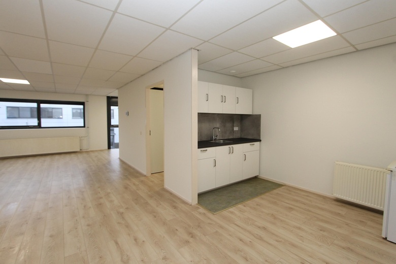 KantoorruimteaanWeg en Land 35 j<br/> inBergschenhoek