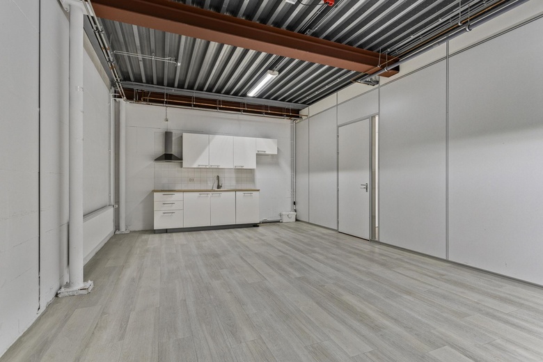 BedrijfsruimteaanJacobus Spijkerdreef 254<br/> inHoofddorp BedrijfsruimteaanJacobus Spijkerdreef 254<br/> inHoofddorp