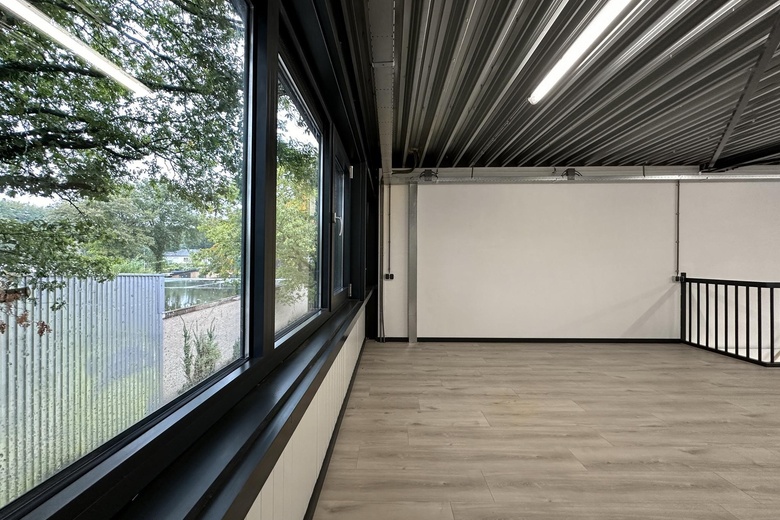 BedrijfsruimteaanAmersfoortsestraat 76 09<br/> inSoesterberg