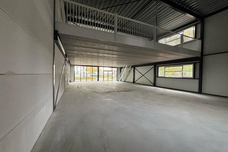 BedrijfsruimteaanRandweg 21 01<br/> inEmmeloord BedrijfsruimteaanRandweg 21 01<br/> inEmmeloord