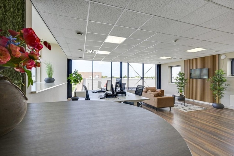 KantoorruimteaanLange Schaft 7 A<br/> inHouten KantoorruimteaanLange Schaft 7 A<br/> inHouten