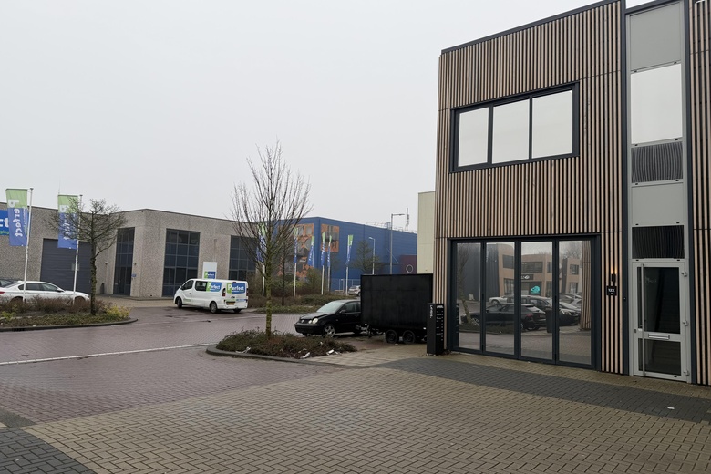BedrijfsruimteaanBolstoen 12 X<br/> inAmsterdam