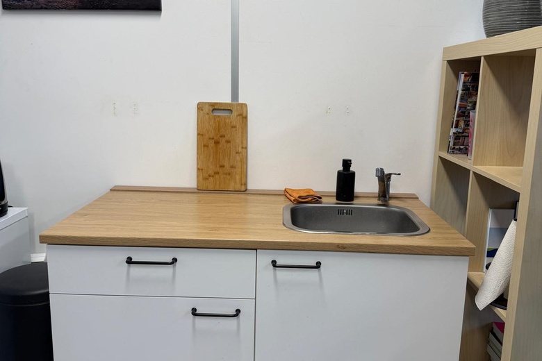 KantoorruimteaanVlierberg 4 06A<br/> inEemnes