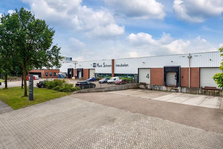 BedrijfsruimteaanVersterkerstraat 4<br/> inAlmere