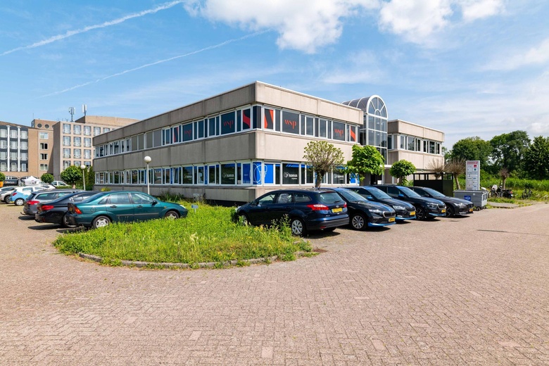 KantoorruimteaanCurieweg 7<br/> inSpijkenisse KantoorruimteaanCurieweg 7<br/> inSpijkenisse