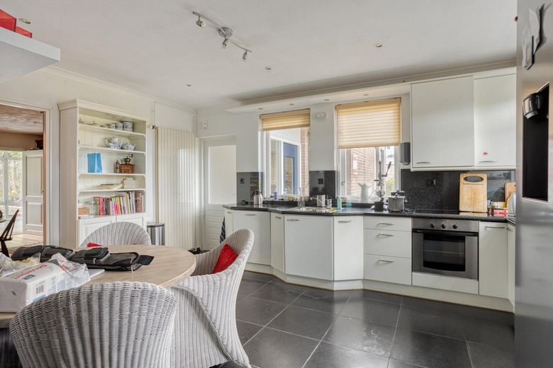 BedrijfsruimteaanMonseigneur Berkvensstraat 75<br/> inLiessel