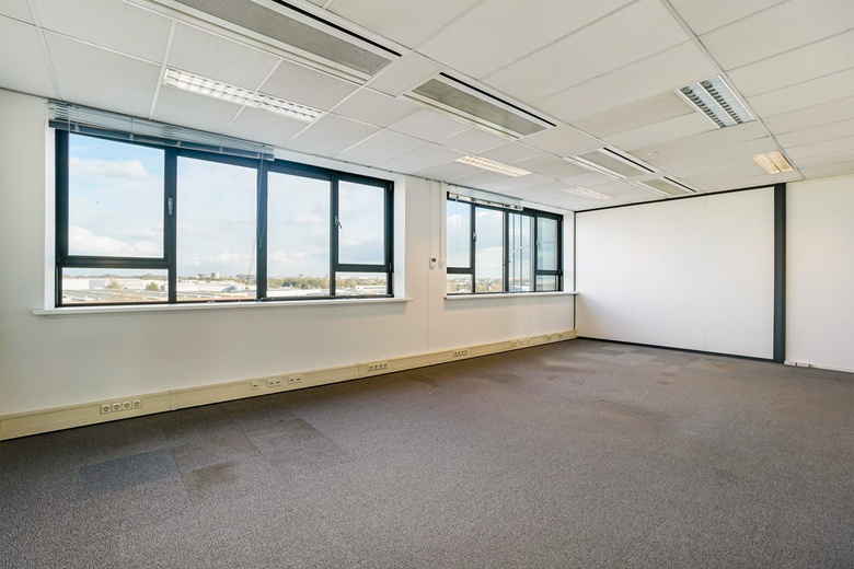KantoorruimteaanFlemingweg 14<br/> inAlphen aan den Rijn KantoorruimteaanFlemingweg 14<br/> inAlphen aan den Rijn