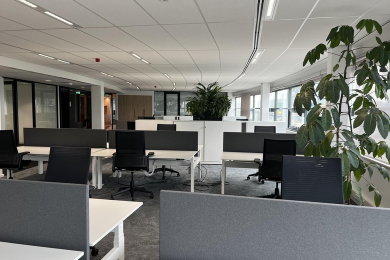 KantoorruimteaanKarel Doormanweg 48<br/> inSchiedam KantoorruimteaanKarel Doormanweg 48<br/> inSchiedam