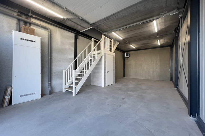 BedrijfsruimteaanLaurens Jzn. Costerstraat 4 B<br/> inOud-Beijerland