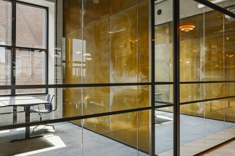 BedrijfsruimteaanHaarlemmerstraatweg 13<br/> inHalfweg