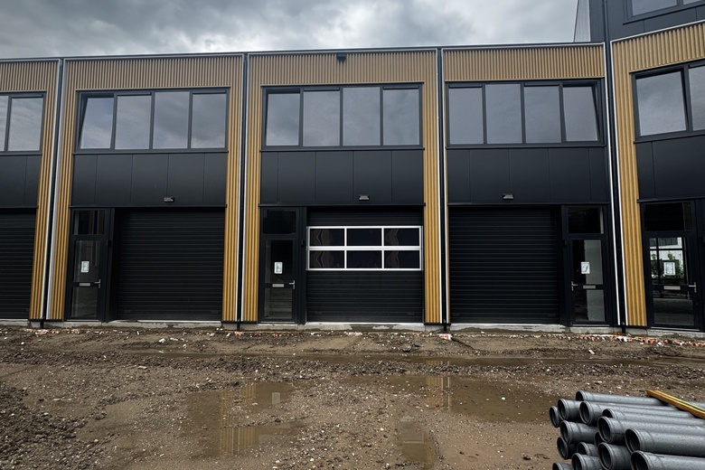 Bedrijfsruimte te huur Zwolle - George Stephensonstraat 38