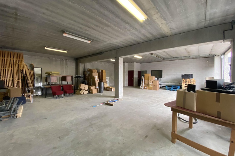 BedrijfsruimteaanElzenweg 19<br/> inWaalwijk BedrijfsruimteaanElzenweg 19<br/> inWaalwijk
