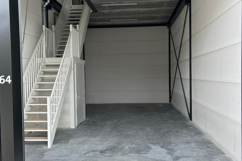 BedrijfsruimteaanJohn F. Kennedylaan 64<br/> inValkenswaard BedrijfsruimteaanJohn F. Kennedylaan 64<br/> inValkenswaard