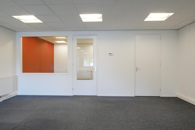 BedrijfsruimteaanSaksenweg 42 F<br/> inOss BedrijfsruimteaanSaksenweg 42 F<br/> inOss