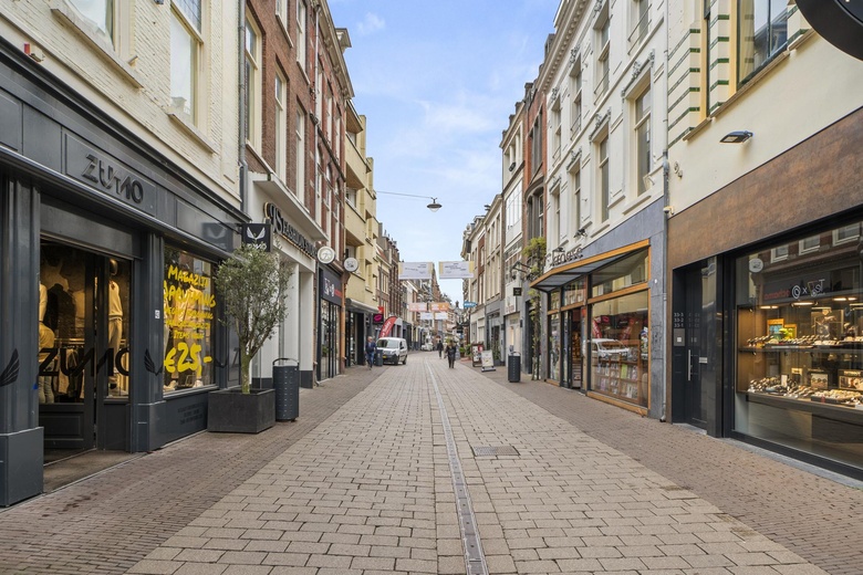 WinkelruimteaanRijnstraat 48<br/> inArnhem WinkelruimteaanRijnstraat 48<br/> inArnhem