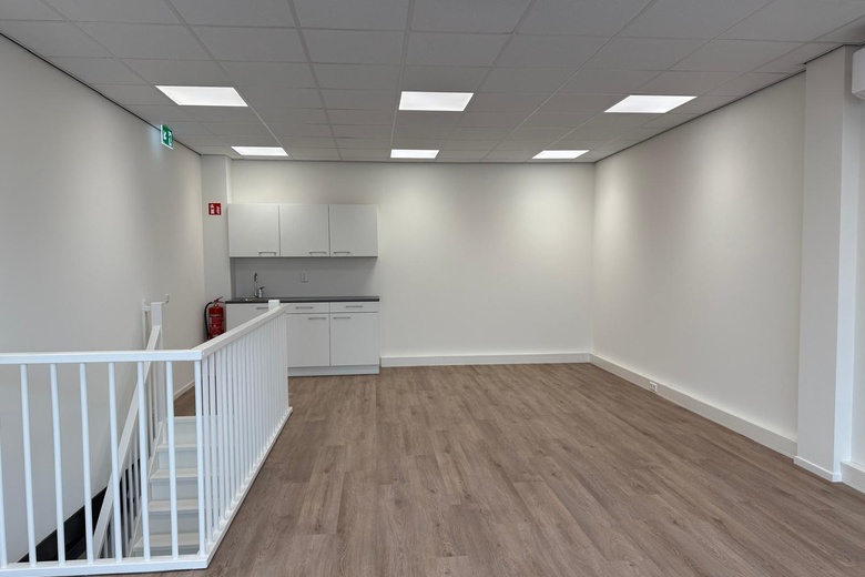 Bedrijfsruimte Sliedrecht - Lelystraat 60 m - Foto 10