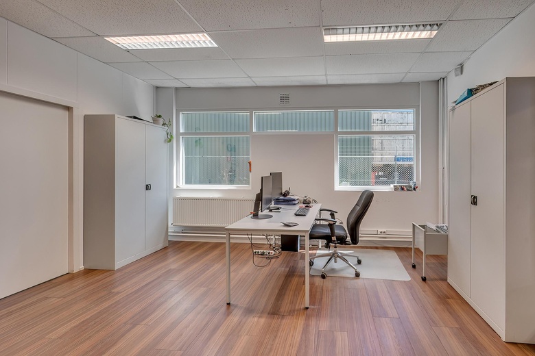 BedrijfsruimteaanTjalkkade 8<br/> inVenlo BedrijfsruimteaanTjalkkade 8<br/> inVenlo