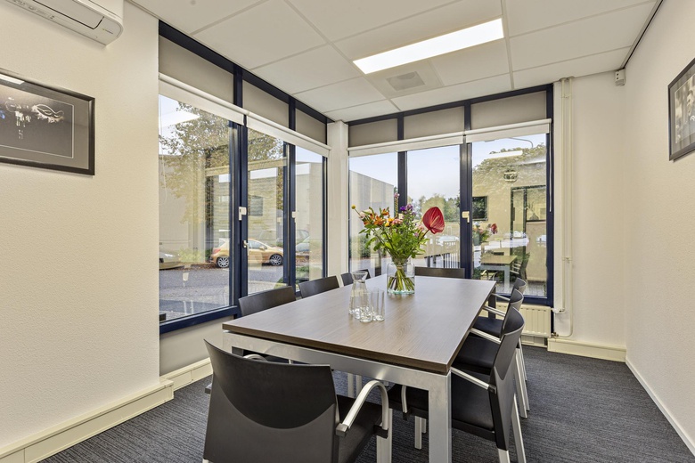 KantoorruimteaanWethouder den Oudenstraat 4<br/> inHelmond KantoorruimteaanWethouder den Oudenstraat 4<br/> inHelmond