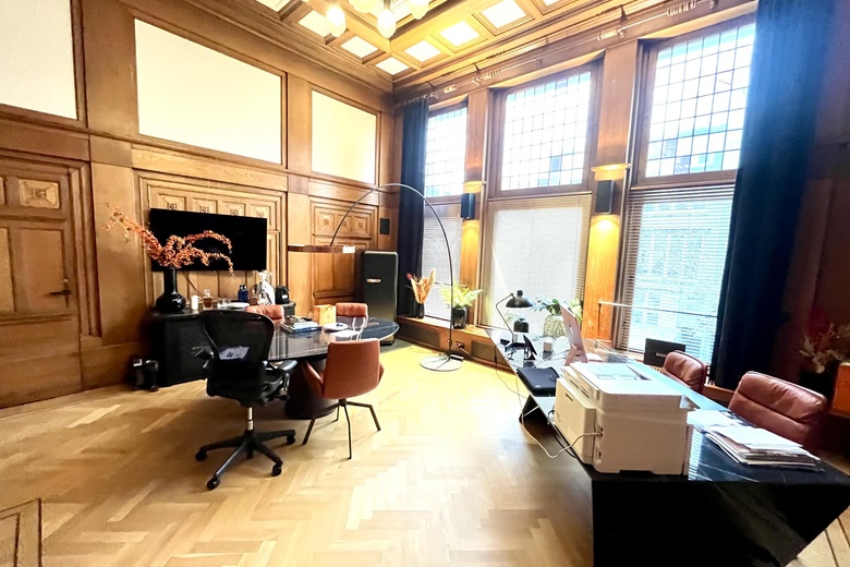 KantoorruimteaanParklaan 8<br/> inRotterdam