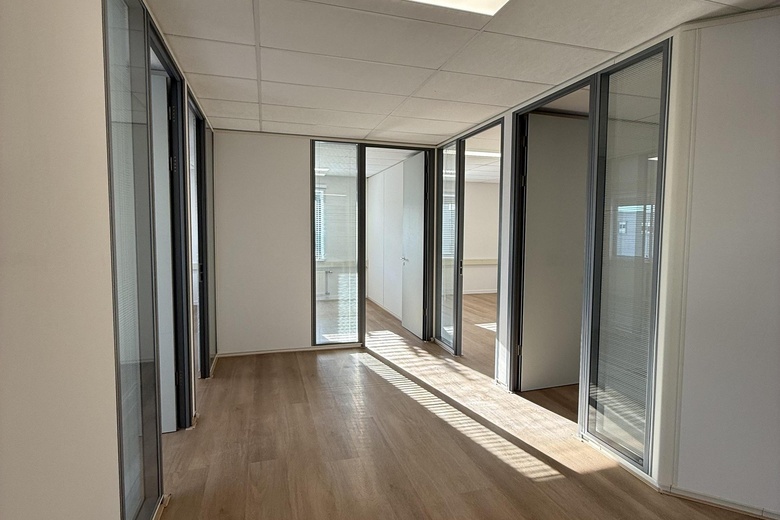 KantoorruimteaanJoh. Enschedeweg 13<br/> inUithoorn