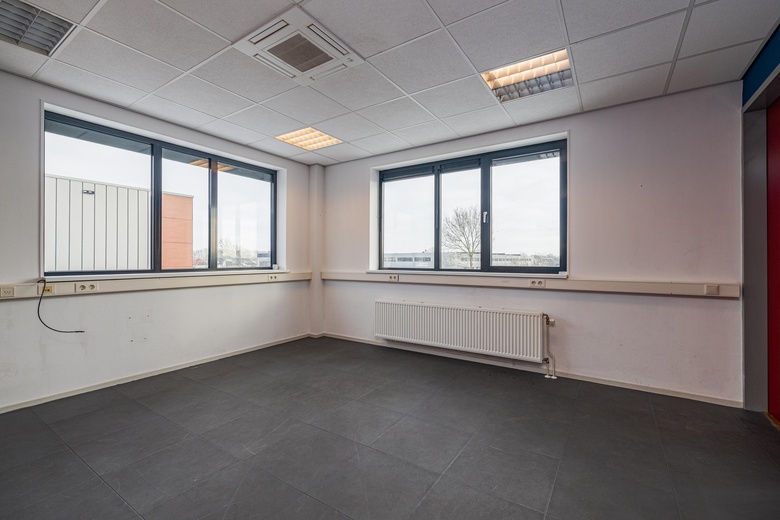 BedrijfsruimteaanLorentzstraat 85<br/> inBleiswijk