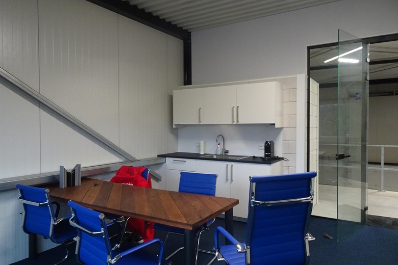 BedrijfsruimteaanJoh. Enschedeweg 112<br/> inUithoorn BedrijfsruimteaanJoh. Enschedeweg 112<br/> inUithoorn