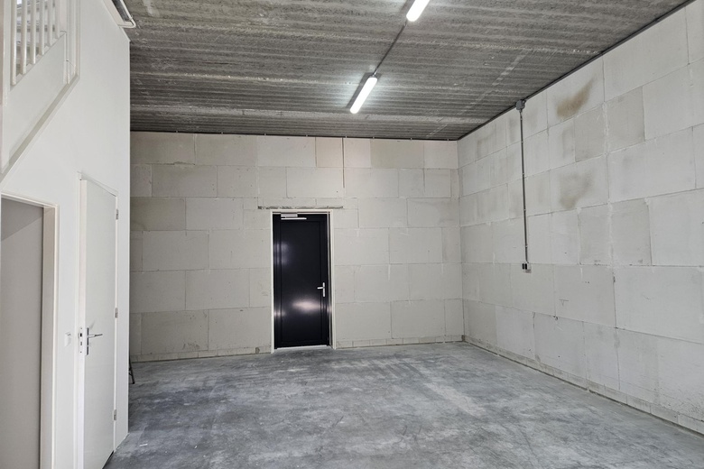 BedrijfsruimteaanIndustrieweg 12 M<br/> inZoeterwoude BedrijfsruimteaanIndustrieweg 12 M<br/> inZoeterwoude