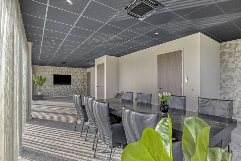 BedrijfsruimteaanHonderdland 996<br/> inMaasdijk