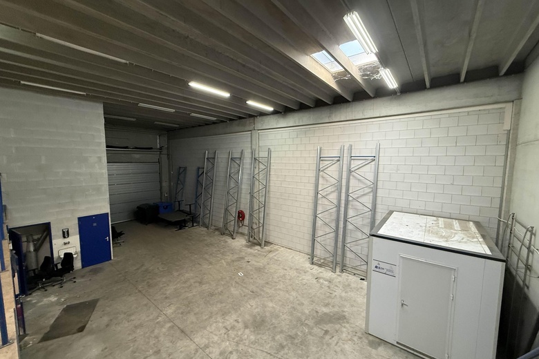 BedrijfsruimteaanVimmerik 2 D<br/> inNieuwkuijk