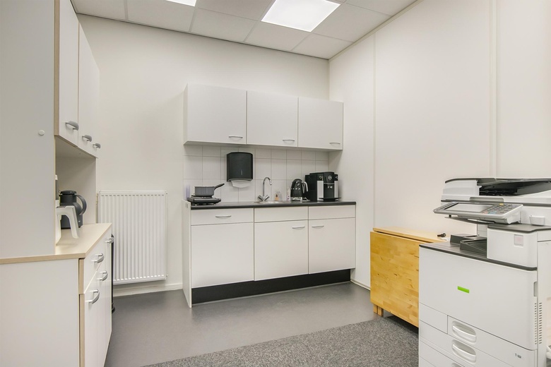 KantoorruimteaanHuis ter Heideweg 24 - 28<br/> inZeist