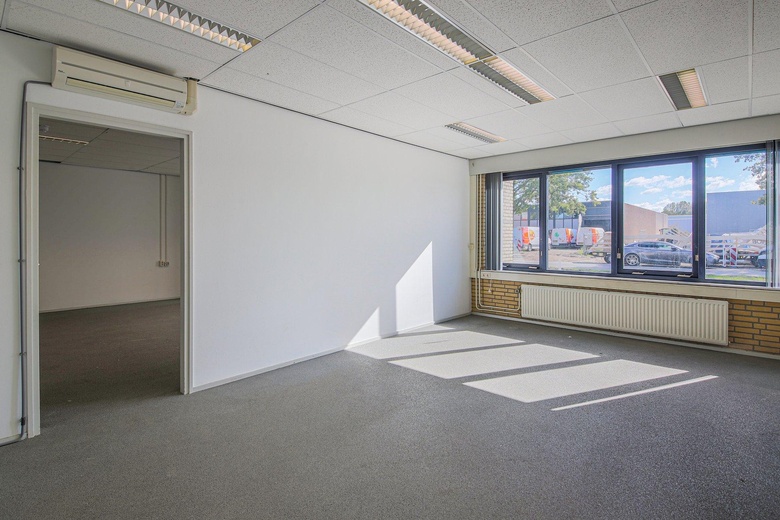 BedrijfsruimteaanVlotbrugweg 8<br/> inAlmere