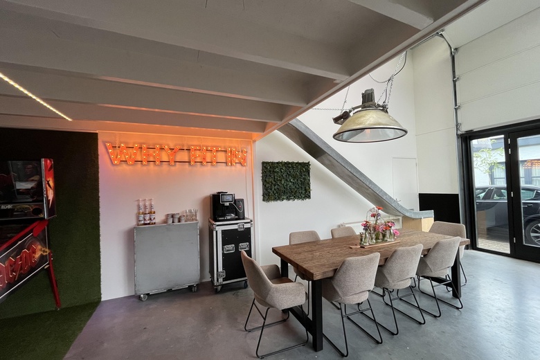 BedrijfsruimteaanMonnikenpad 16A<br/> inAmersfoort