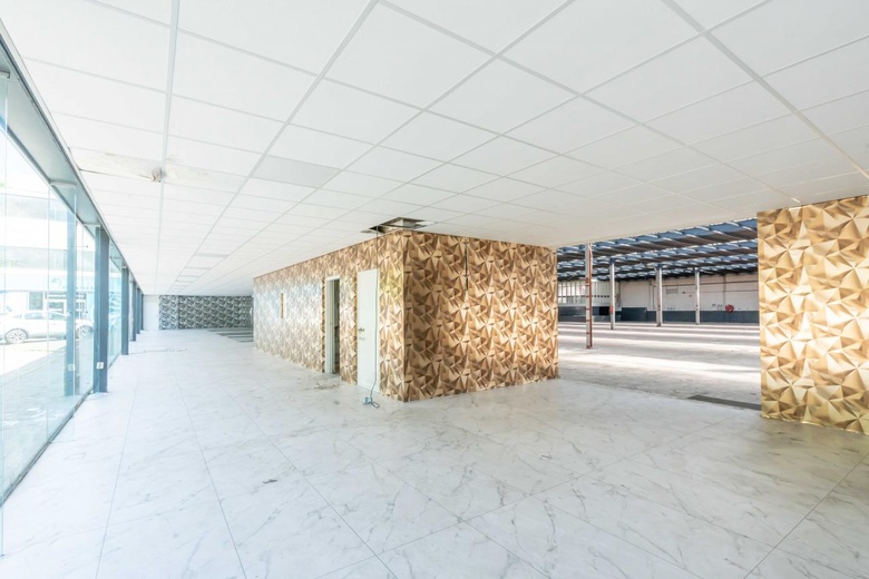 BedrijfsruimteaanVan Beethovenlaan 6<br/> inRoosendaal BedrijfsruimteaanVan Beethovenlaan 6<br/> inRoosendaal