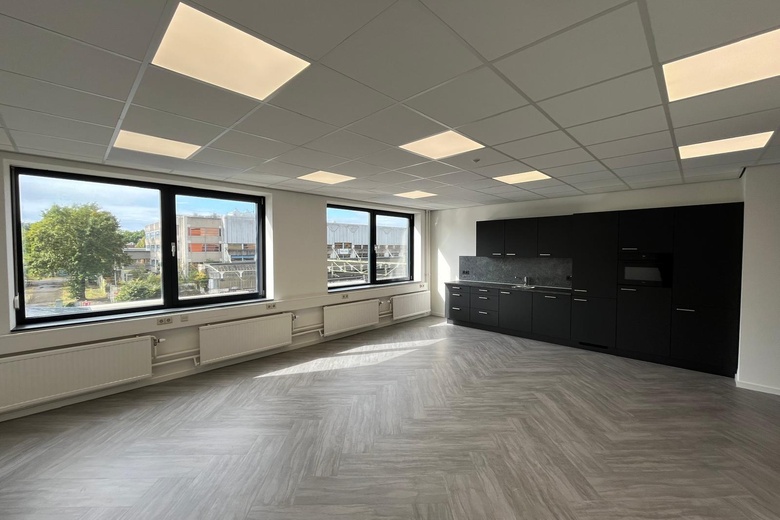 KantoorruimteaanStationsplein 5 A 1<br/> inSittard KantoorruimteaanStationsplein 5 A 1<br/> inSittard