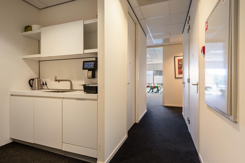 KantoorruimteaanLaan van de Kreeft 100<br/> inApeldoorn