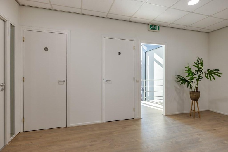 KantoorruimteaanJaap Bijzerweg 11<br/> inWoerden KantoorruimteaanJaap Bijzerweg 11<br/> inWoerden