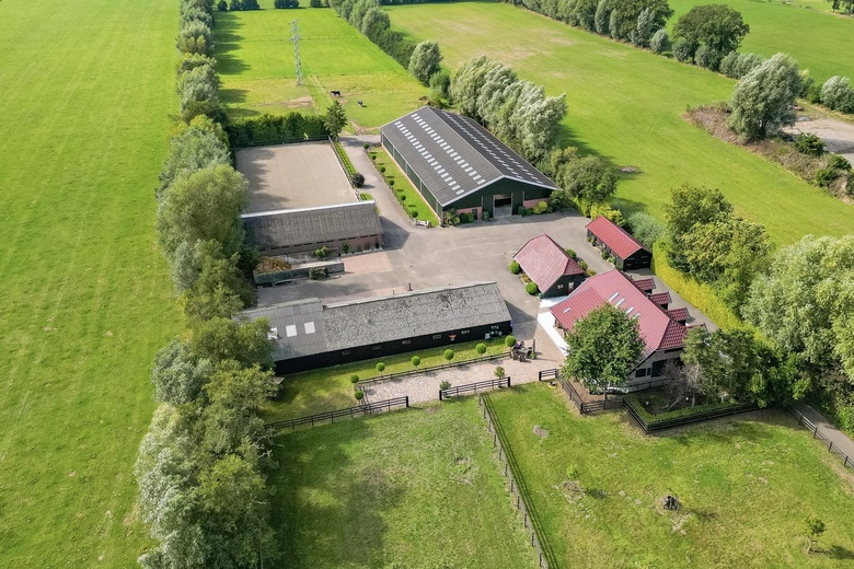 BedrijfsruimteaanZelderseweg 23<br/> inZwartebroek