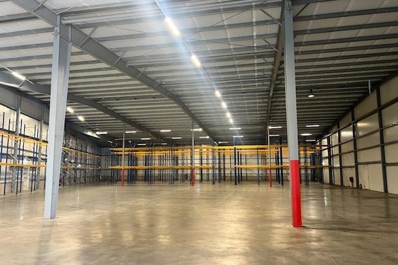 BedrijfsruimteaanGroeneweg 20<br/> inRoermond BedrijfsruimteaanGroeneweg 20<br/> inRoermond