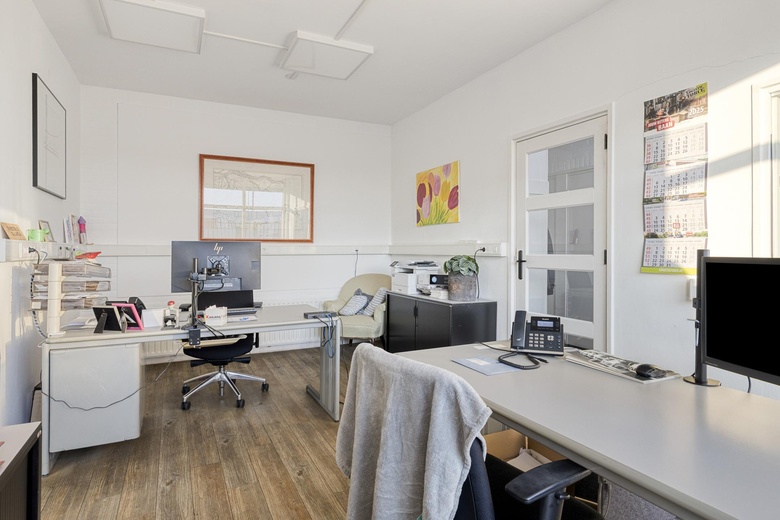 BedrijfsruimteaanSchouwslootweg 7<br/> inWaalwijk