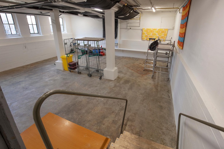 BedrijfsruimteaanAlbert Thijsstraat 19<br/> inEygelshoven BedrijfsruimteaanAlbert Thijsstraat 19<br/> inEygelshoven