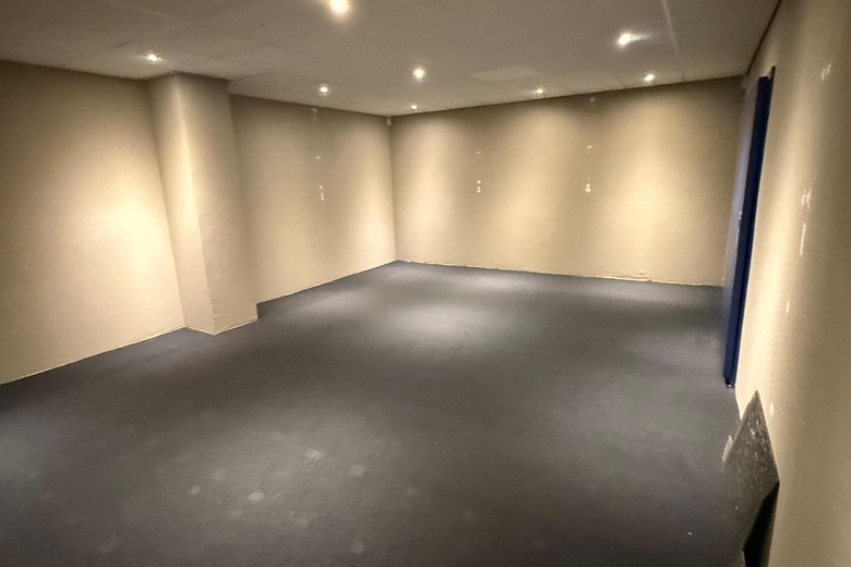 KantoorruimteaanBezuidenhoutseweg 27 - 29<br/> inDen Haag