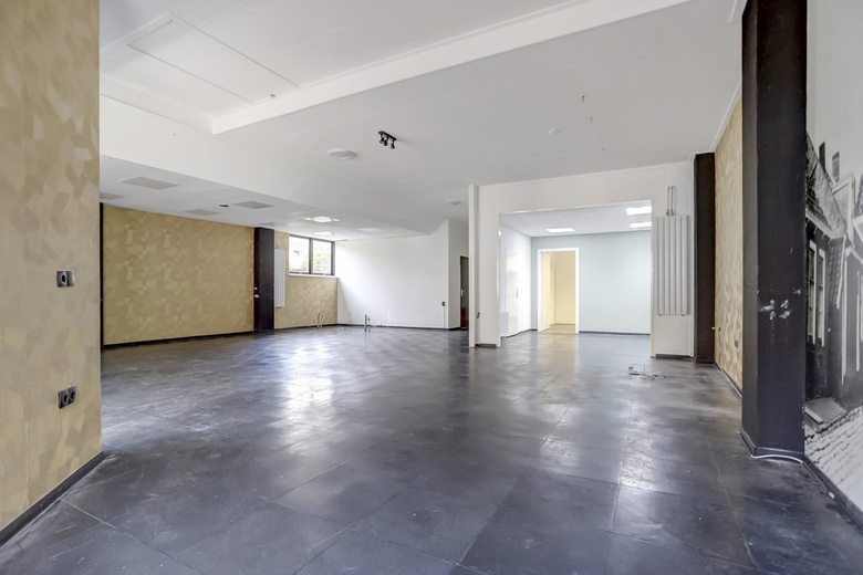 BedrijfsruimteaanJachthuisstraat 5<br/> inKloetinge BedrijfsruimteaanJachthuisstraat 5<br/> inKloetinge