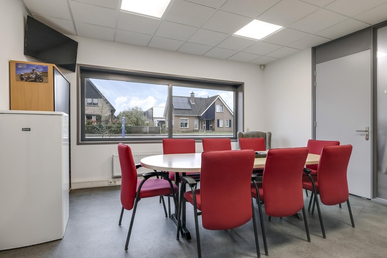 BedrijfsruimteaanWinkelsweg 2 C<br/> inHengelo BedrijfsruimteaanWinkelsweg 2 C<br/> inHengelo