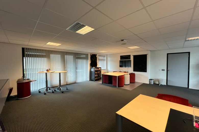 BedrijfsruimteaanTsjukemarwei 12<br/> inSint Nicolaasga