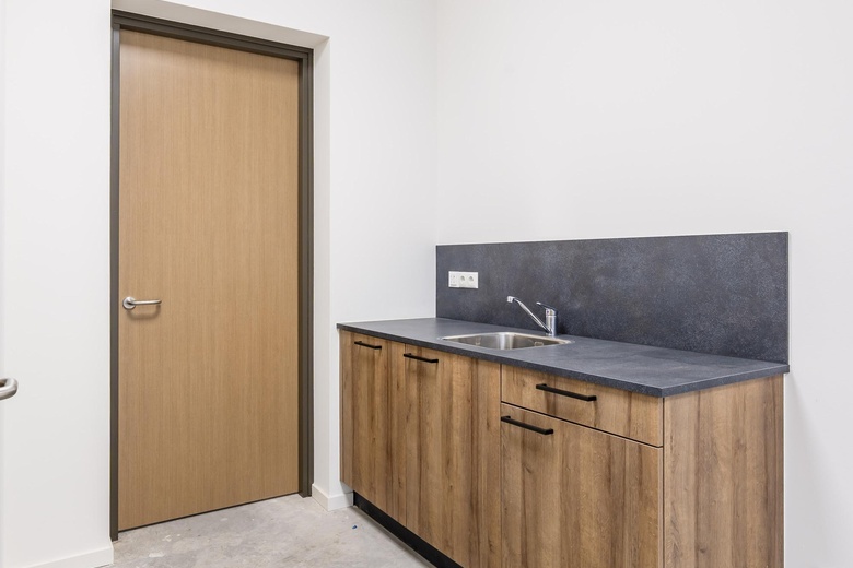 BedrijfsruimteaanHavenstraat 78 j<br/> inHuizen