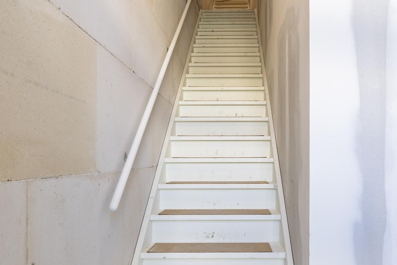 BedrijfsruimteaanHogeweyselaan 215 C<br/> inWeesp