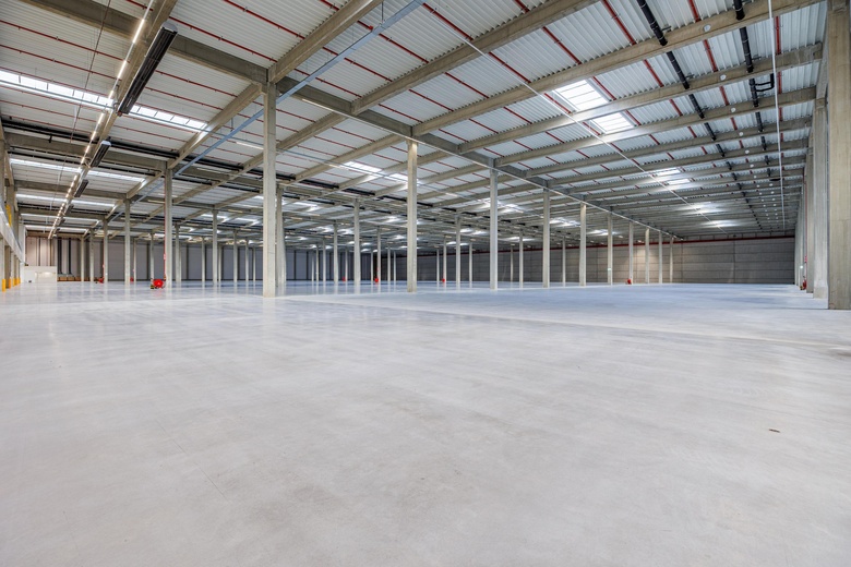 BedrijfsruimteaanRietgraaf 10 - 12<br/> inOosterhout