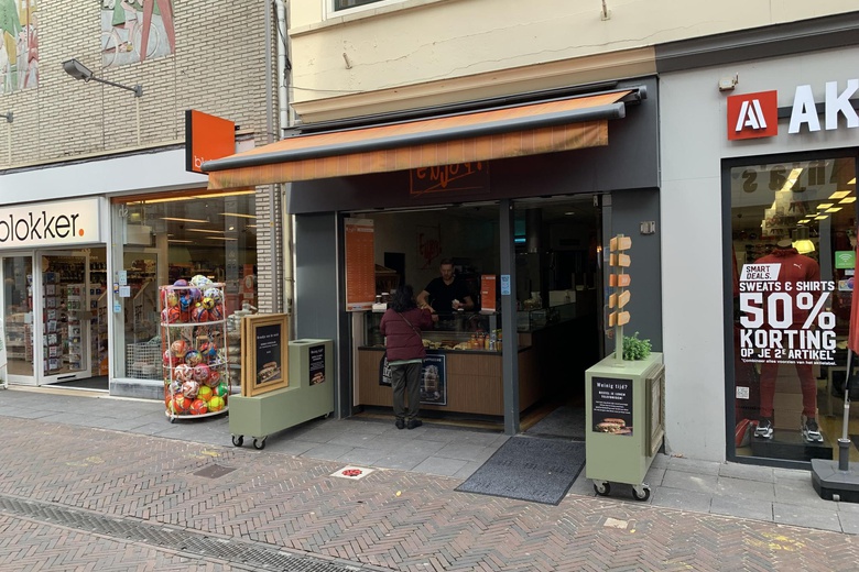 WinkelruimteaanWaterstraat 42 /42a<br/> inTiel