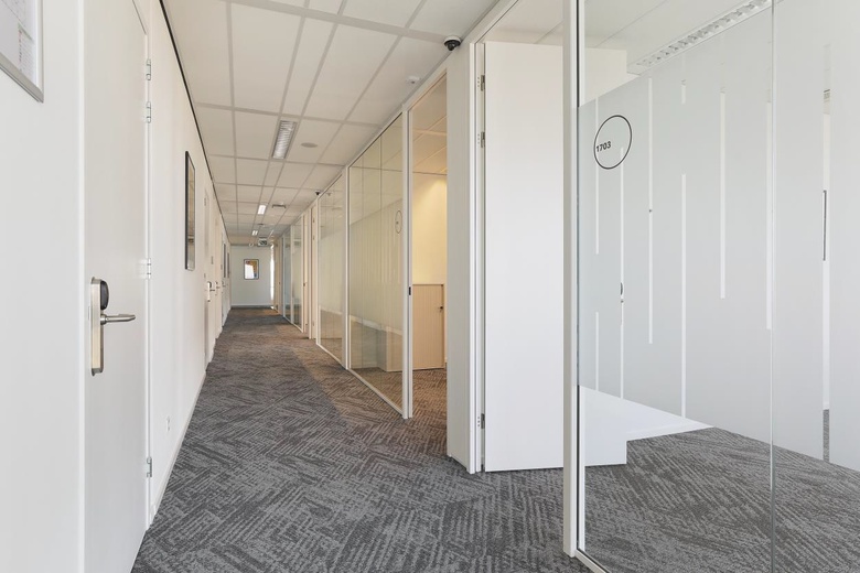 KantoorruimteaanMandelaplein 1<br/> inAlmere KantoorruimteaanMandelaplein 1<br/> inAlmere